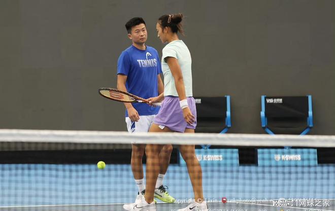 家足球形象 家足球形象